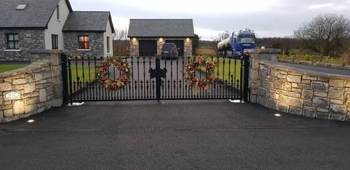 Gate 002 - Black spear-top gate with festive wreaths