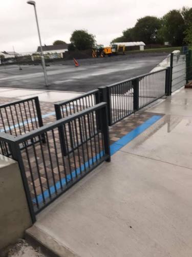 Gate 039 - Mesh security fencing, school premises